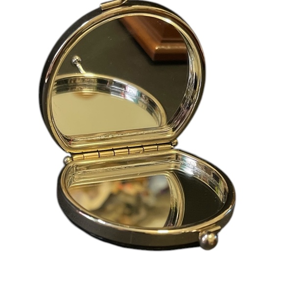 Vintage Eiffel Tower Soft Sided Double Mirror Compact w/ Rhinestones Kiss Lock - Picture 3 of 6